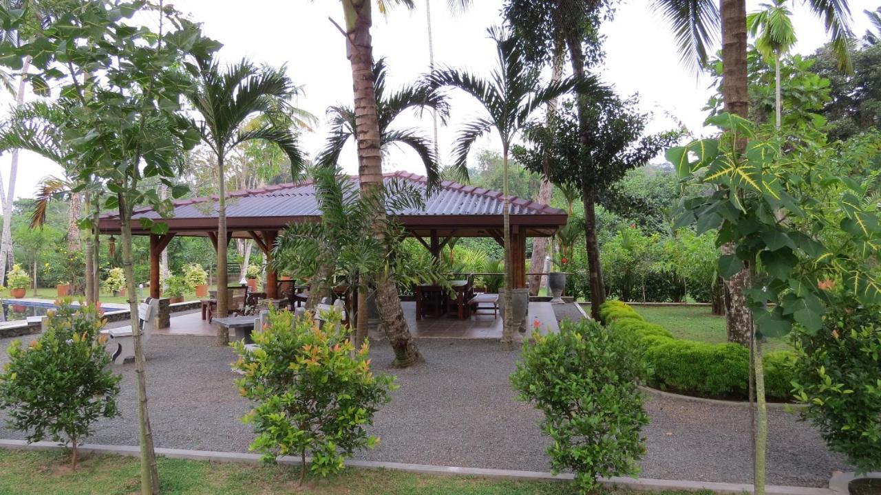 Avalon Village Resort Induruwa Exterior foto