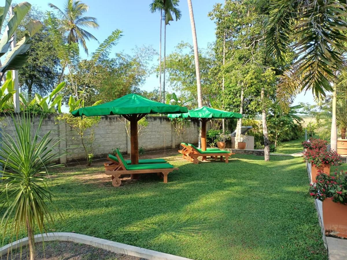 Avalon Village Resort Induruwa Exterior foto