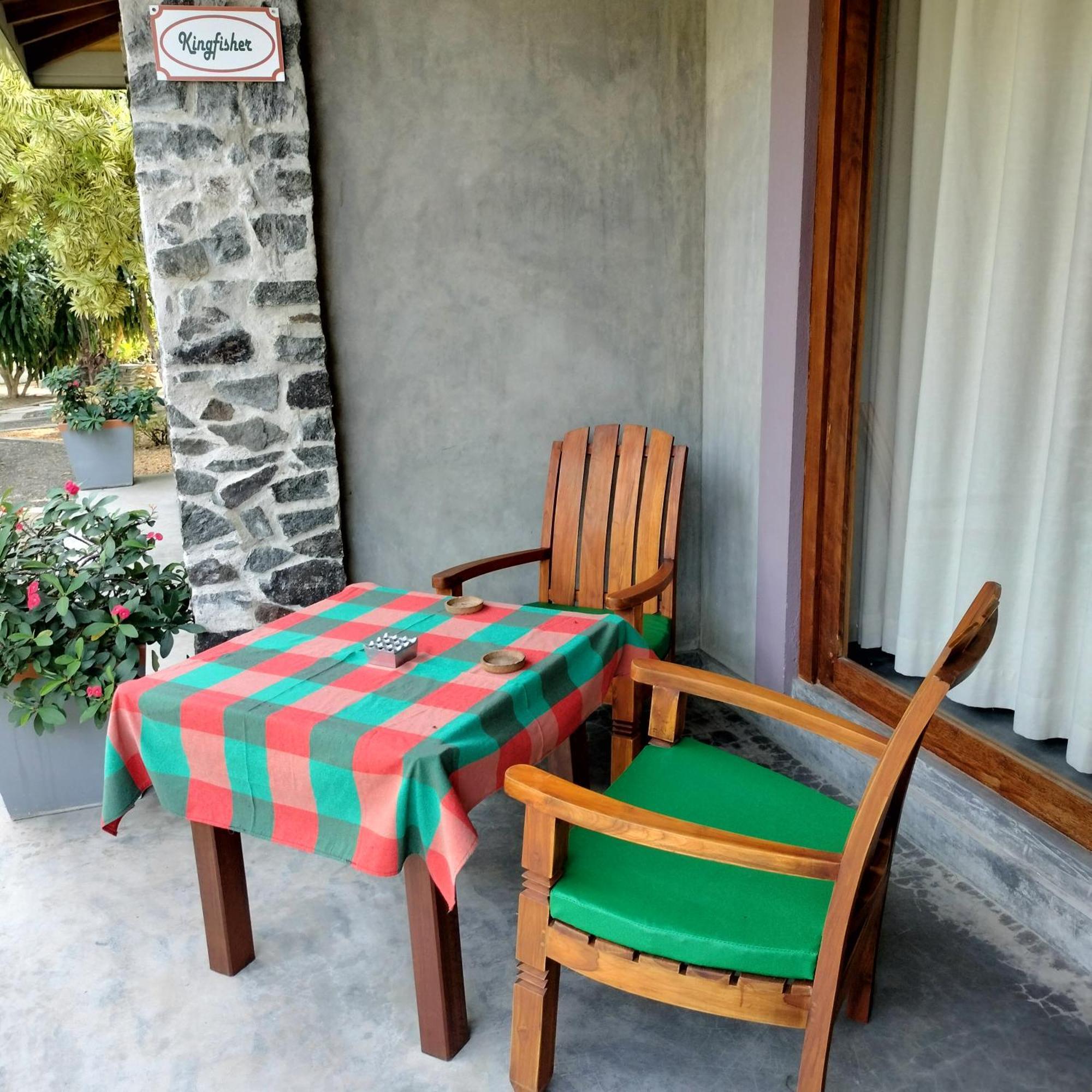 Avalon Village Resort Induruwa Exterior foto